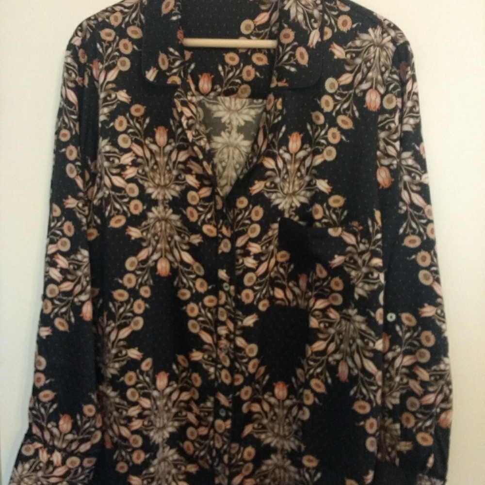 Mango Violeta black floral button down xxl